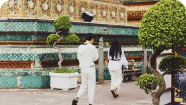10 Thai Customs That Might Surprise You
